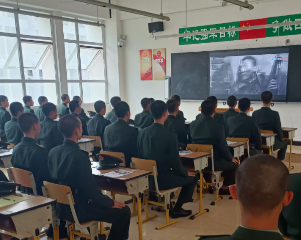 仁寿二职中国防预备班开展：强我国防，人人有责主题教育活动