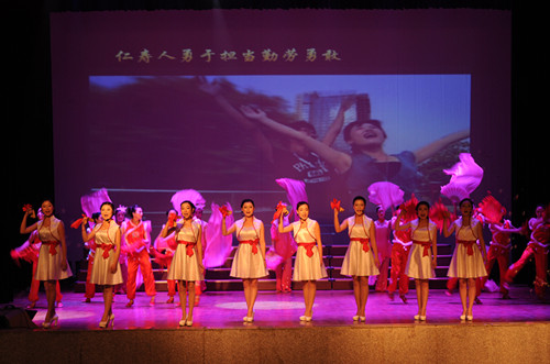 学生文娱演出图片1.jpg