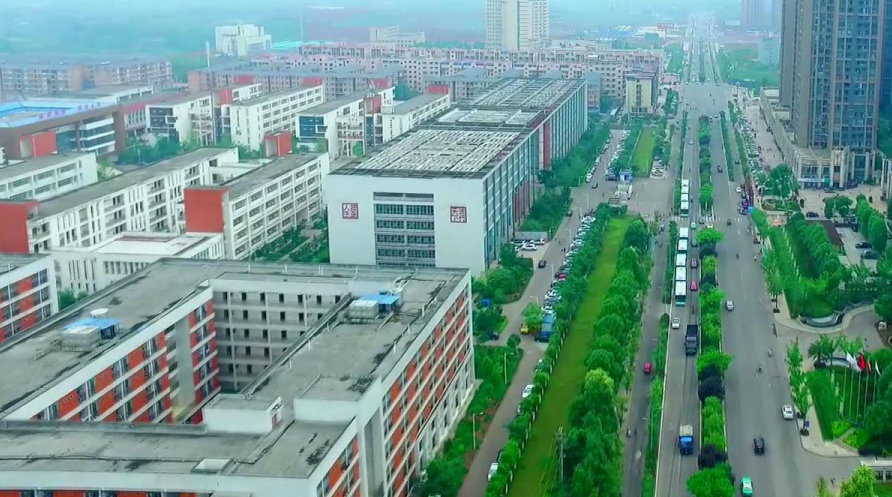 匠心筑梦 奋楫笃行